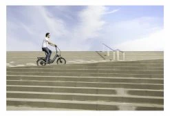 Moma Bikes Vélo Electrique De Ville Pliant, E20Pro, Aluminium, SHIMANO 7V, Bat. Ion Lithium 48V 13Ah 20 Moma Bikes Vélo Electrique De Ville Pliant, E20Pro, Aluminium, SHIMANO 7V, Bat. Ion Lithium 48V 13Ah -Vélo Soldes unnamed file 102