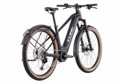 VTT Électrique Semi-Rigide Cube Reaction Hybrid SL 750 Allroad 29 Shimano Deore/XT 12V 750 Wh 29'' Noir Metal 2022 17 VTT Électrique Semi-Rigide Cube Reaction Hybrid SL 750 Allroad 29 Shimano Deore/XT 12V 750 Wh 29'' Noir Metal 2022 -Vélo Soldes unnamed file 1050
