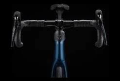 Vélo De Route Trek Domane SL 6 Shimano Ultegra 11V 700 Mm Aquatic Dark / Noir 2022 Bleu -Vélo Soldes unnamed file 1222