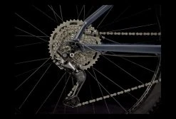 VTT Semi Rigide Trek Marlin 7 Shimano Deore 10V 27.5'' Bleu Navy / Gris 2023 Rouge / Jaune -Vélo Soldes unnamed file 1272