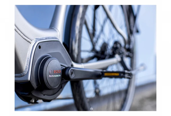 Vélo De Ville Électrique Trek Verve+ 2 Lowstep Shimano Altus 9V 500 Wh Matte Gunmetal 2022 Gris 5 Vélo De Ville Électrique Trek Verve+ 2 Lowstep Shimano Altus 9V 500 Wh Matte Gunmetal 2022 Gris – Image 3