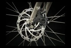 Vélo De Ville Sportif Trek FX 1 Stagger Shimano Tourney / Altus 8V 700 Mm Gris 2022 -Vélo Soldes unnamed file 2460