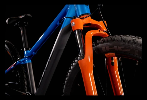 VTT Semi-Rigide Enfant Cube Acid 240 Disc Microshift Advent 9V 24'' Bleu Gris Actionteam 2022 8 - 12 Ans 10 VTT Semi-Rigide Enfant Cube Acid 240 Disc Microshift Advent 9V 24'' Bleu Gris Actionteam 2022 8 - 12 Ans – Image 8