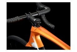 Vélo De Route Trek Emonda SL 7 Disc Sram Force ETap AXS 12V Carbon Smoke/Factory Orange 2022 -Vélo Soldes unnamed file 296