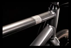 Vélo Fitness Cube Editor Shimano Alfine 11V Courroie 700 Mm Gris Argent 2022 -Vélo Soldes unnamed file 2975