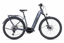 Vélo De Ville Électrique Cube Kathmandu Hybrid Pro 625 Easy Entry Shimano Deore 11V 625 Wh 700 Mm Gris Flash 2022