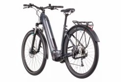 Vélo De Ville Électrique Cube Touring Hybrid One 500 Easy Entry Shimano Alivio 9V 500 Wh 700 Mm Gris Bleu 2022 -Vélo Soldes unnamed file 3091