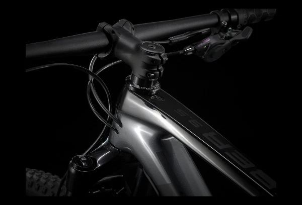 VTT Semi Rigide Trek Procaliber 9.5 29'' Shimano Deore 12V Lithium Grey/Trek Black 2021 8 VTT Semi Rigide Trek Procaliber 9.5 29'' Shimano Deore 12V Lithium Grey/Trek Black 2021 – Image 6