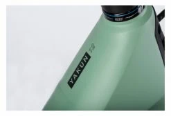 VTC Électrique Winora Yakun 12 Lowstep Shimano Deore 12V 750 Wh 27.5'' Vert Defender 2022 -Vélo Soldes unnamed file 3354