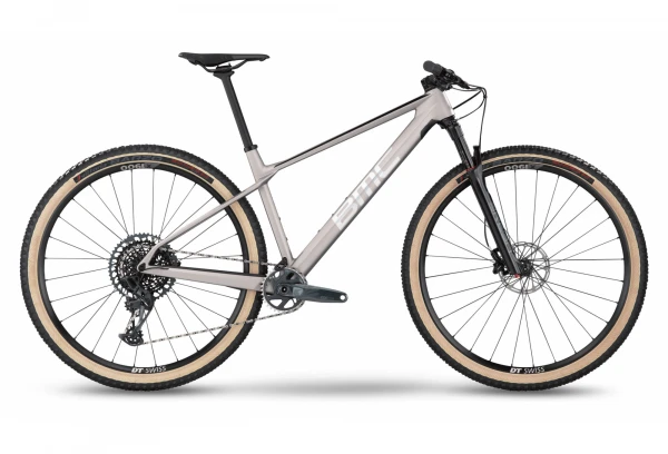 VTT Semi-Rigide BMC Twostroke 01 Three Sram GX Eagle 12V 29'' Gris Arctic Silver Prisma 2023 3 VTT Semi-Rigide BMC Twostroke 01 Three Sram GX Eagle 12V 29'' Gris Arctic Silver Prisma 2023