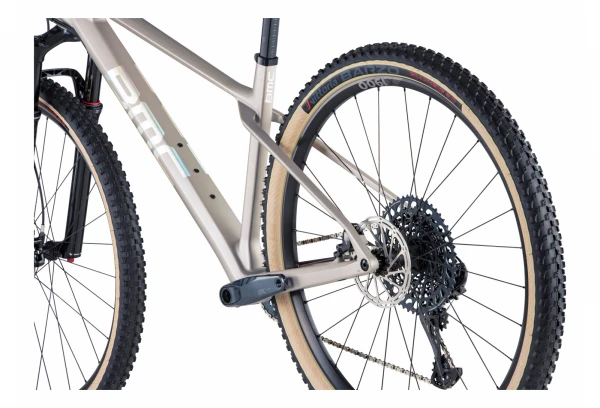 VTT Semi-Rigide BMC Twostroke 01 Three Sram GX Eagle 12V 29'' Gris Arctic Silver Prisma 2023 9 VTT Semi-Rigide BMC Twostroke 01 Three Sram GX Eagle 12V 29'' Gris Arctic Silver Prisma 2023 – Image 7