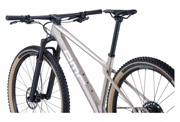 VTT Semi-Rigide BMC Twostroke 01 Three Sram GX Eagle 12V 29'' Gris Arctic Silver Prisma 2023 10 VTT Semi-Rigide BMC Twostroke 01 Three Sram GX Eagle 12V 29'' Gris Arctic Silver Prisma 2023 – Image 8