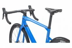 Vélo De Route BMC Roadmachine 01 One Sram Red ETap AXS 12V 700 Mm Bleu True 2023 -Vélo Soldes unnamed file 3677