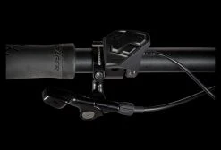 VTC Électrique Tout-Suspendu Trek Powerfly FS 4 EQ Shimano Deore 10V 625 Wh 29'' Rouge Crimson 2022 -Vélo Soldes unnamed file 388