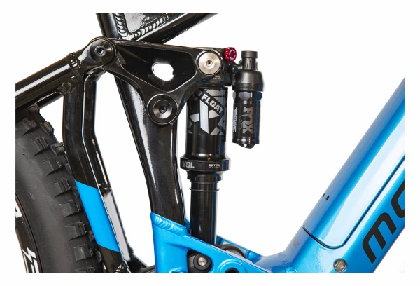 VTT Électrique Tout-Suspendu Mondraker Crafty SE Sram GX/NX Eagle 12V 625 Wh 29'' Noir Bleu 2022 6 VTT Électrique Tout-Suspendu Mondraker Crafty SE Sram GX/NX Eagle 12V 625 Wh 29'' Noir Bleu 2022 – Image 4