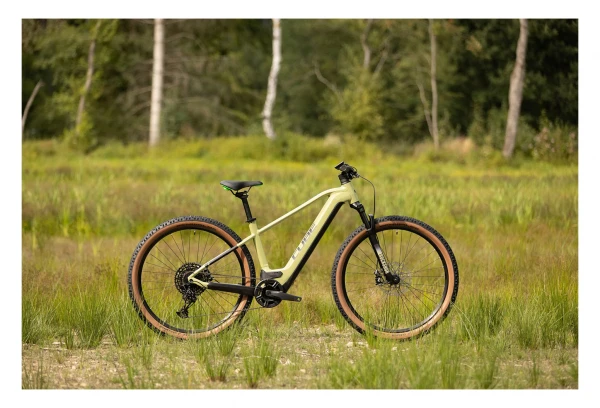 VTT Électrique Semi-Rigide Cube Reaction Hybrid EXC 750 29 Sram NX/SX Eagle 12V 750 Wh 29'' Vert Flash 2022 12 VTT Électrique Semi-Rigide Cube Reaction Hybrid EXC 750 29 Sram NX/SX Eagle 12V 750 Wh 29'' Vert Flash 2022 – Image 10