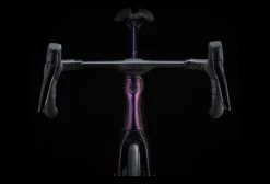 Vélo De Routre Trek Madone SLR 6 ETap Sram Rival ETap AXS 12V 700 Mm Violet Amethyst 2023 -Vélo Soldes unnamed file 4381