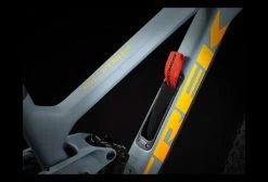 VTT Tout-Suspendu Trek Slash 9.8 Sram GX AXS 12V 29'' Bleu Mat 2022 -Vélo Soldes unnamed file 4471