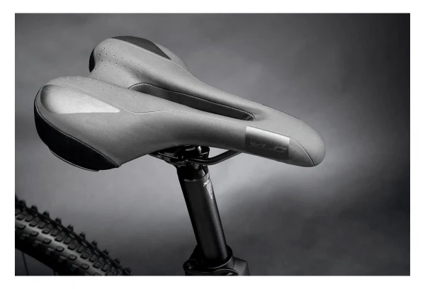 VTC Électrique Haibike Trekking 6 Cross Low Shimano Deore 10V 630 Wh 27.5'' Noir 2022 8 VTC Électrique Haibike Trekking 6 Cross Low Shimano Deore 10V 630 Wh 27.5'' Noir 2022 – Image 6