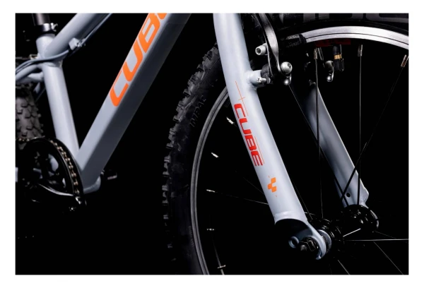 VTT Enfant Cube Acid 200 Shimano Tourney 7V 20'' Gris 2022 5 - 8 Ans 10 VTT Enfant Cube Acid 200 Shimano Tourney 7V 20'' Gris 2022 5 - 8 Ans – Image 8