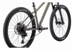 VTT Semi-Rigide Commencal Meta HT AM Ride Sram SX Eagle 12V 29/27.5'' Beige Marron Dirt 2022 -Vélo Soldes unnamed file 5241