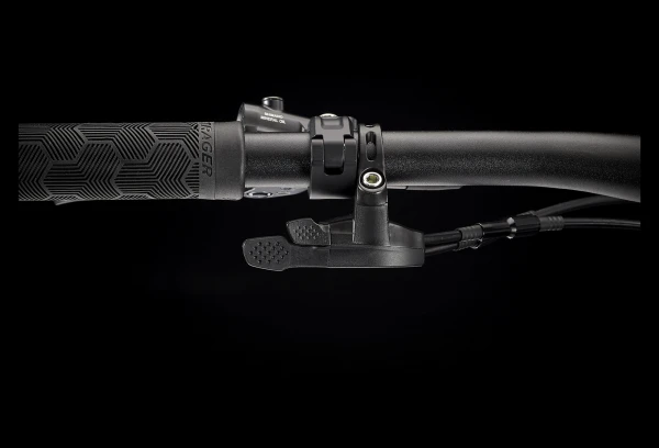 VTT Tout-Suspendu Trek Supercaliber 9.6 Shimano Deore SLX 12V 29'' Rouge 2022 Gris / Noir 8 VTT Tout-Suspendu Trek Supercaliber 9.6 Shimano Deore SLX 12V 29'' Rouge 2022 Gris / Noir – Image 6