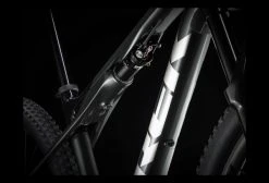 VTT Tout-Suspendu Trek Supercaliber 9.6 Shimano Deore SLX 12V 29'' Gris / Noir 2022 15 VTT Tout-Suspendu Trek Supercaliber 9.6 Shimano Deore SLX 12V 29'' Gris / Noir 2022 -Vélo Soldes unnamed file 6137