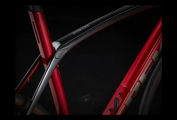 Vélo De Route Trek Domane SL 6 Shimano Ultegra 11V 700 Mm Rouge Crimson 2022 6 Vélo De Route Trek Domane SL 6 Shimano Ultegra 11V 700 Mm Rouge Crimson 2022 – Image 4