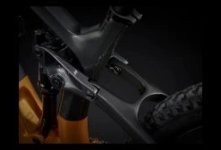 VTT Tout-Suspendu Trek Fuel EX 9.8 29'' Sram GX Eagle 12V Lithium Grey / Orange 2021 Noir / Rouge -Vélo Soldes unnamed file 7223