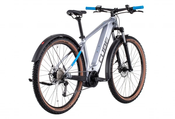 VTT Électrique Semi-Rigide Cube Reaction Hybrid Performance 625 Allroad Shimano Alivio 9V 625 Wh 29'' Argent Polar 2022 8 VTT Électrique Semi-Rigide Cube Reaction Hybrid Performance 625 Allroad Shimano Alivio 9V 625 Wh 29'' Argent Polar 2022 – Image 6