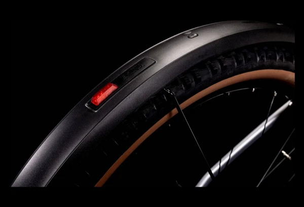 VTT Électrique Semi-Rigide Cube Reaction Hybrid Performance 625 Allroad Shimano Alivio 9V 625 Wh 29'' Argent Polar 2022 9 VTT Électrique Semi-Rigide Cube Reaction Hybrid Performance 625 Allroad Shimano Alivio 9V 625 Wh 29'' Argent Polar 2022 – Image 7