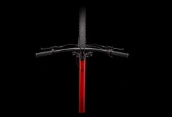 VTT Semi Rigide Trek Marlin 8 Sram SX 12V 26'' Rouge Radioactive / Bleu Nautical 2023 Rouge / Bleu -Vélo Soldes unnamed file 7355