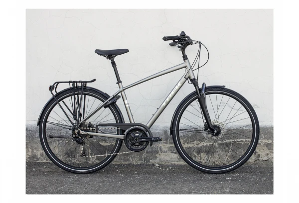 Vélo De Ville Trek Verve 3 Equipped Shimano Alivio 9V Metallic Gunmetal 2021 4 Vélo De Ville Trek Verve 3 Equipped Shimano Alivio 9V Metallic Gunmetal 2021 – Image 2