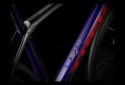 Vélo De Route Trek Domane SL 6 Disc Shimano Ultegra R8000 Purple Abyss/Trek Black 2021 -Vélo Soldes unnamed file 7703