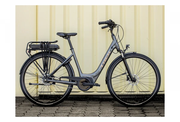 Vélo De Ville Électrique Trek District+ 1 Lowstep 400Wh Shimano Nexus 7V Lithium Grey 2021 4 Vélo De Ville Électrique Trek District+ 1 Lowstep 400Wh Shimano Nexus 7V Lithium Grey 2021 – Image 2