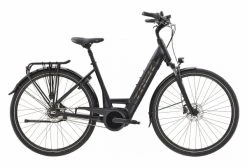 Vélo De Ville Électrique Trek District+ 4 Lowstep 300Wh Shimano Nexus 7V Rage Red 2021 Rouge