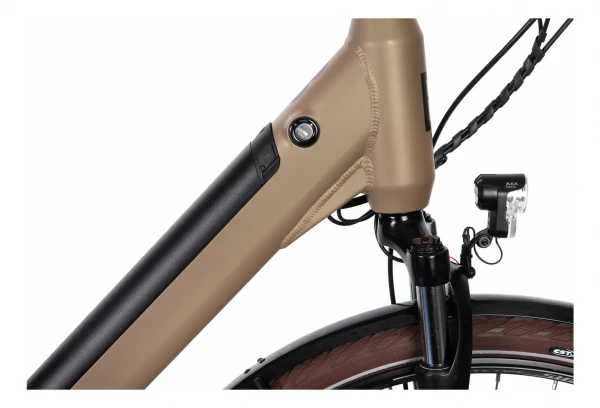 Vélo De Ville Électrique Bicyklet Carmen Shimano Tourney/Altus 7V 504 Wh 700 Mm Marron Tan 6 Vélo De Ville Électrique Bicyklet Carmen Shimano Tourney/Altus 7V 504 Wh 700 Mm Marron Tan – Image 4